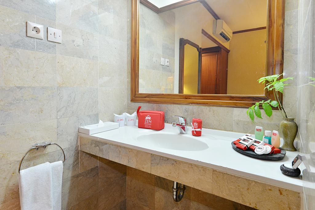 Zen Rooms Jogja Cendrawasih Pakualaman Екстериор снимка