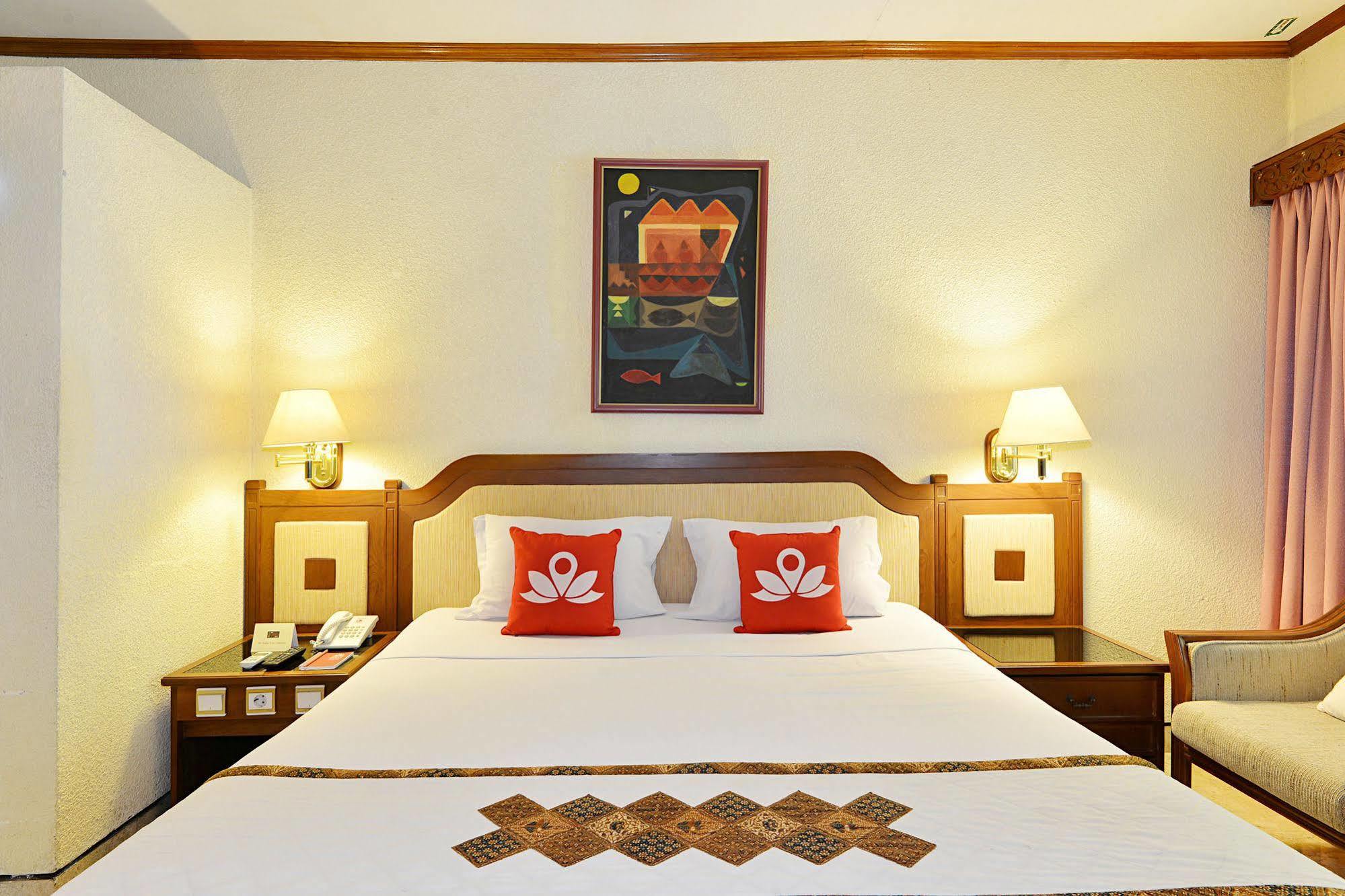 Zen Rooms Jogja Cendrawasih Pakualaman Екстериор снимка